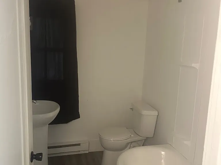 Unit Photo