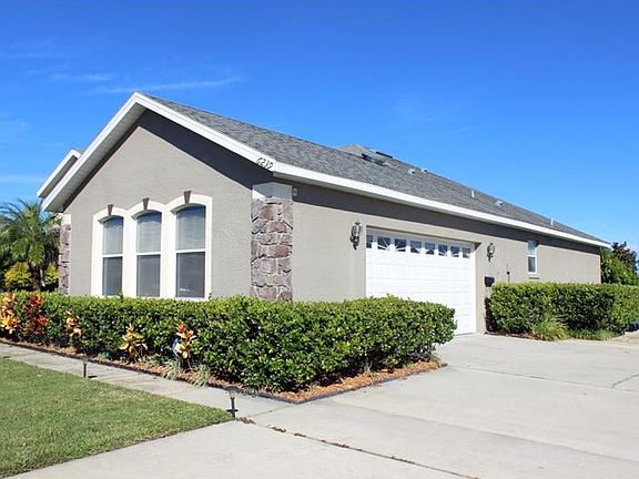 4th image of 6239 Oak Shore Dr
