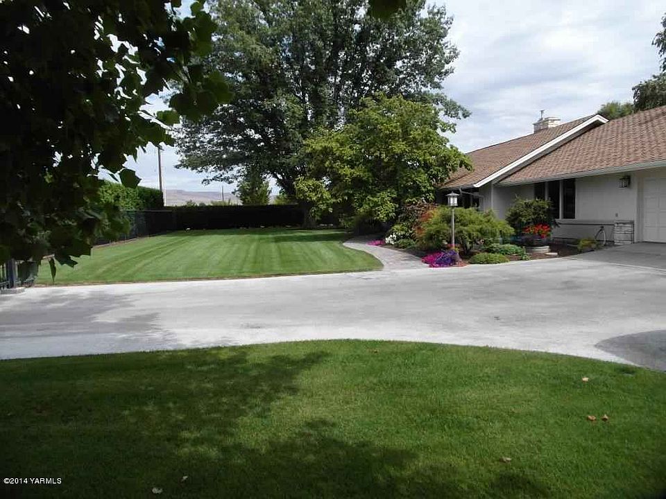 1271 Lateral B Rd, Wapato, WA 98951 Zillow