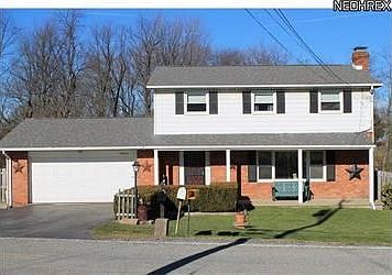 1st image of 49430 N Meadowbrook Cir