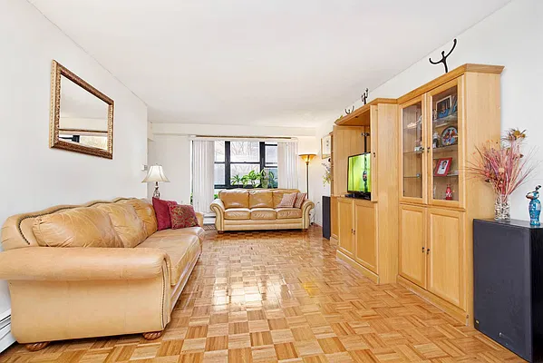 Sold by Keller Williams NYC | media 18