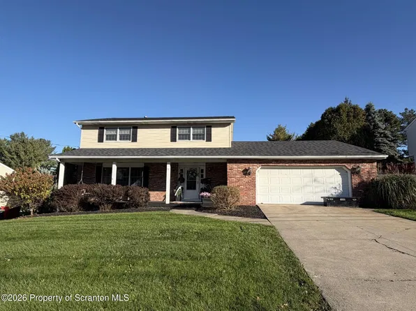 117 Greenbrier Dr, Clarks Green, PA 18411