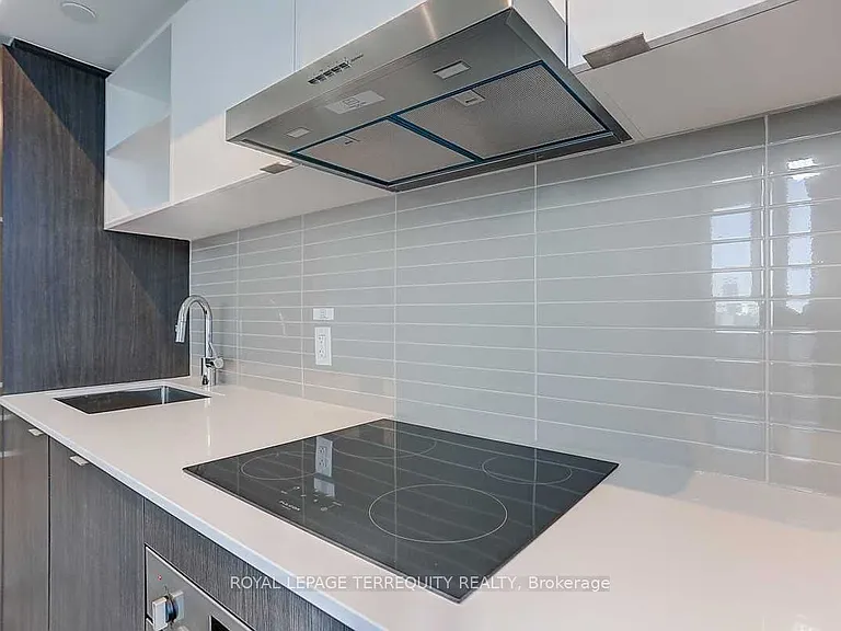 138 Downes St #3215 — Photo 23
