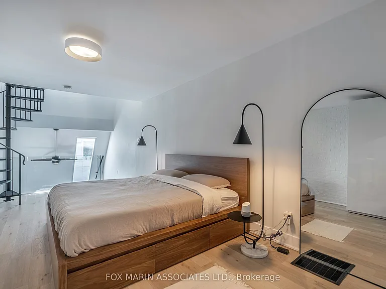 61 McGill St — Photo 30