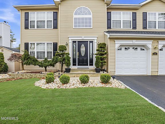 4th image of 16 Diamond Lane