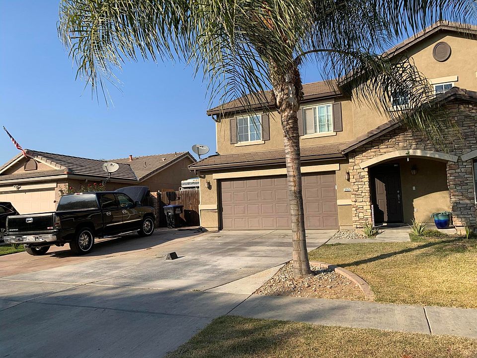 1st image of 2632 E Paseo Ave