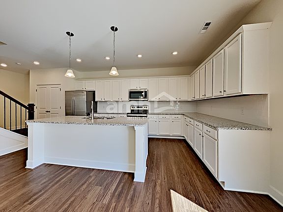 4th image of 4949 Chutney Dr