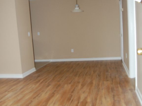 3rd image of 812 Richmond St #81206