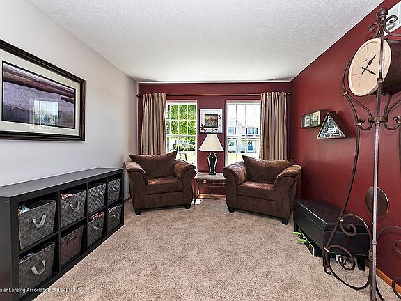 3560 Observatory Lane Great Room Area