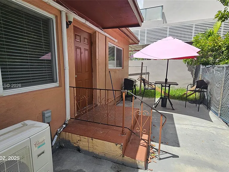 1830 Monroe St #1834 — Photo 10
