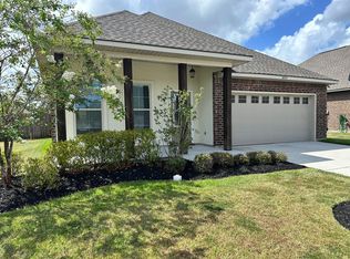 38311 Cotton Creek Ave, Prairieville, LA 70769