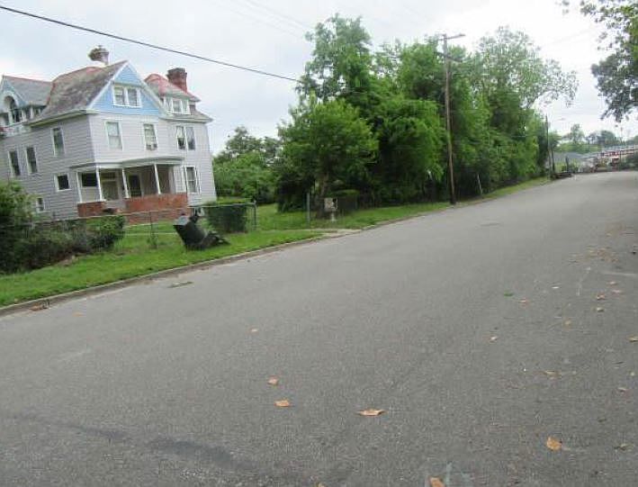 2nd image of 708 S Armistead Ave