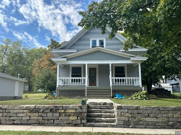 506 Mulberry St, Valley Falls, KS 66088