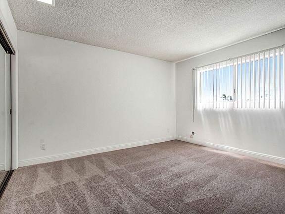 3rd image of 1467 Rexford Dr APT 203