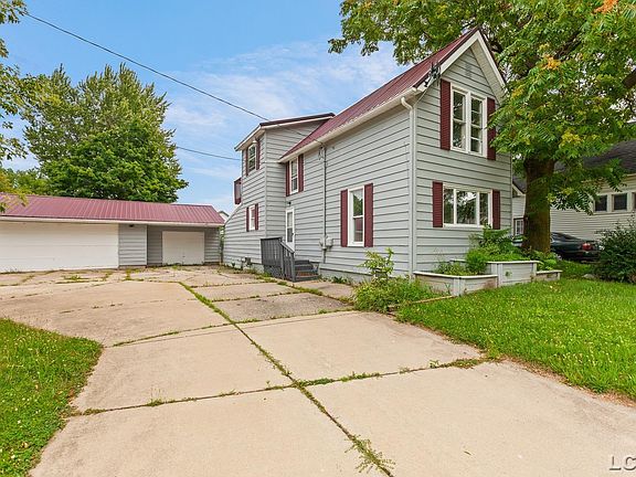 2nd image of 124 Bent Oak Ave
