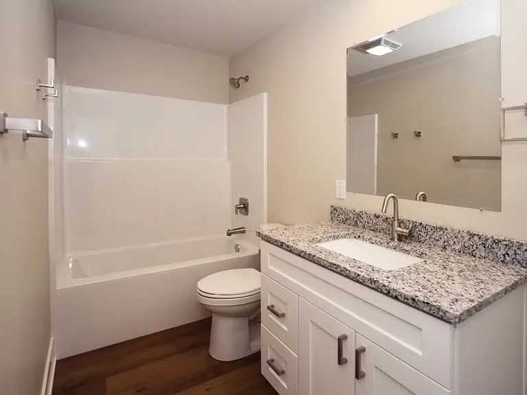 841 W Burnham St #1 — Photo 11