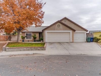 332 S Cabrillo Ct, Delano, CA, 93215