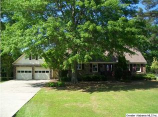 206 Friendship Cir, Clanton, AL 35045