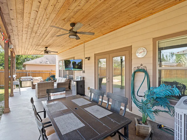 4611 Peach Grove Rd — Photo 10