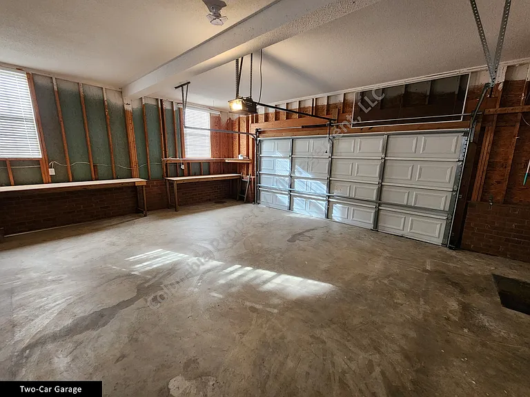 308 N Lake Pointe Dr — Photo 23