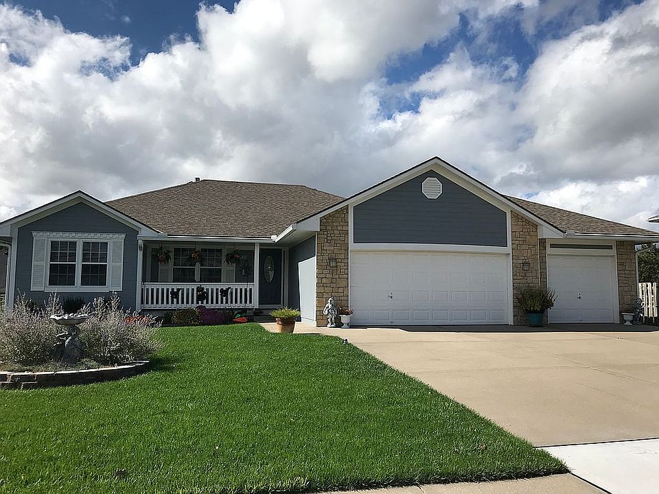 1st image of 1010 Redwood Dr