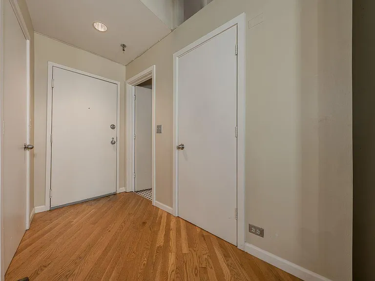 900 S Wabash Ave #705 — Photo 10