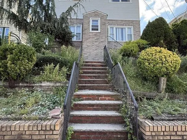 12 Bond Pl, North Arlington, NJ 07031