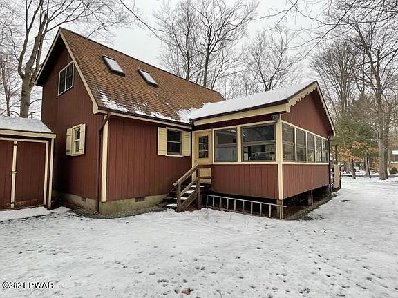 3rd image of 1155 Lakeland Dr