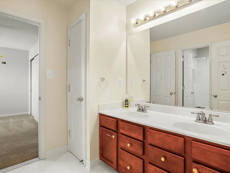 319 Morlyn Dr — Photo 26