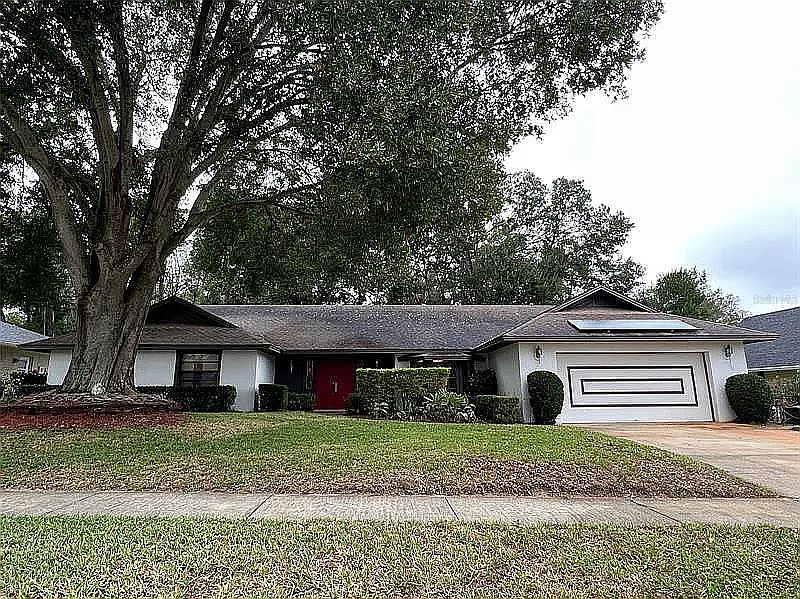 1st image of 2105 Edgewater Cir SE