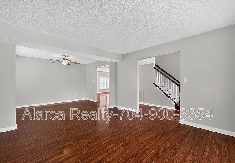 1901 Misty Vale Rd — Photo 14