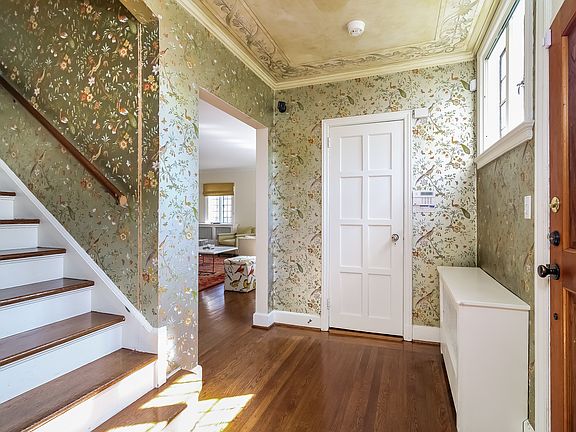5th image of 21 Dusenberry Rd