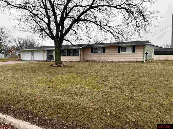 300 W 2nd St, New Ulm, MN 56073