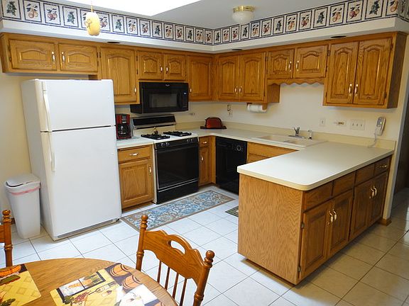 5th image of 16716 Kara Ct