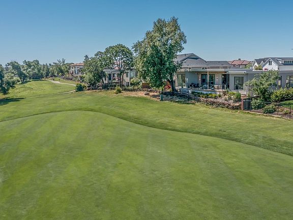 2nd image of 3768 Saint Andrews Drive