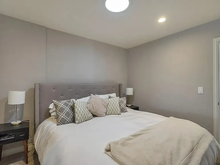 3331 N Lafayette St — Photo 7