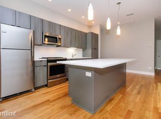 912 W Armitage Ave #1, Chicago, IL 60614