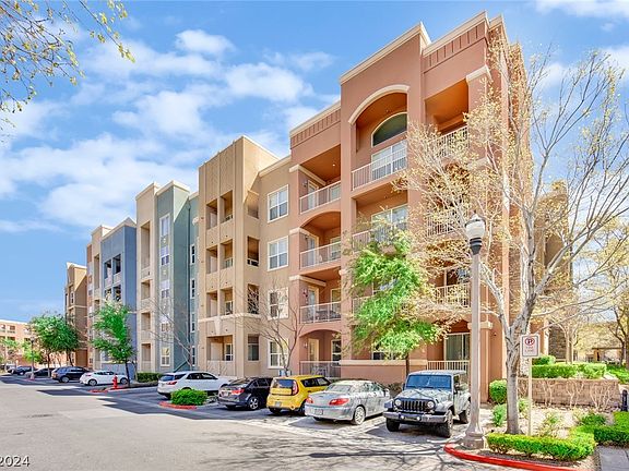 4th image of 44 E Serene Ave Unit 404