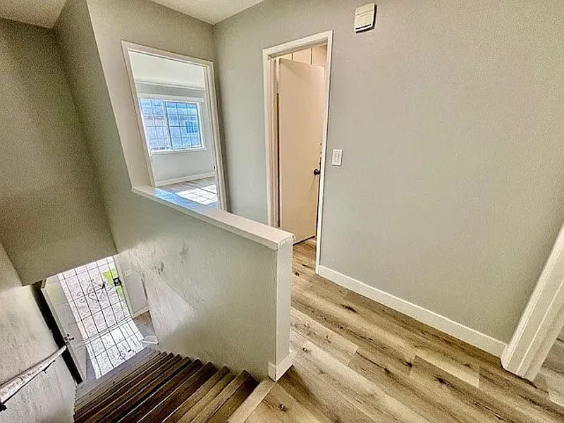 2 bed, 2.0 bath, 700 sqft, $3,000 — Photo 2