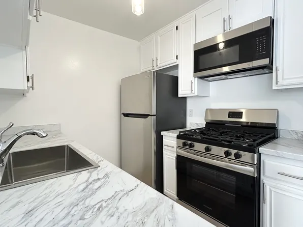 465 Oak St APT 308, Glendale, CA 91204