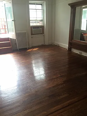 Rented by Alexander Bilu, LREB | media 2