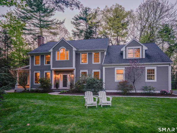 7 Woodleigh Place, Simsbury, CT 06089