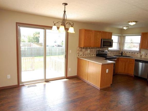 5th image of 581 Poppy Ln