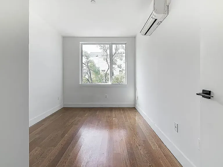 242 Newkirk Ave #4A — Photo 4