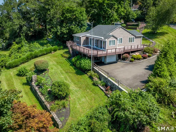 36 Sunset Trail, New Fairfield, CT 06812
