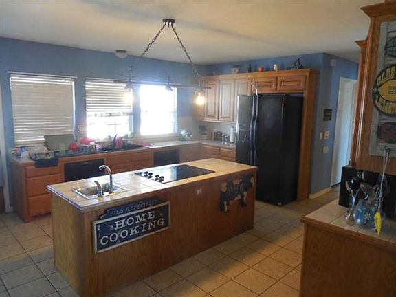 2nd image of 238 Sugar Biscuit Ln