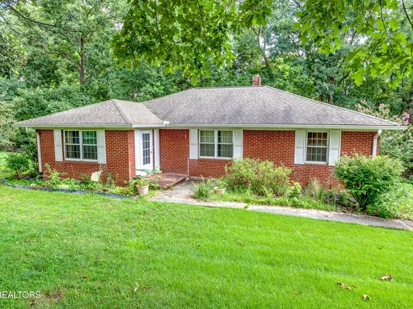 2804 Patrick Ave, Maryville, TN 37804