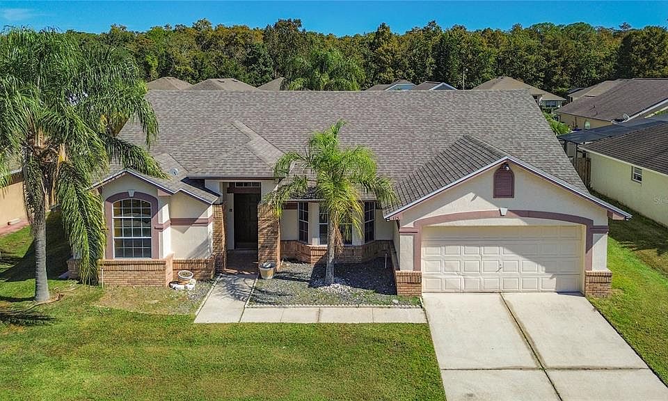 1st image of 115 COUNTRY CREEK LANE