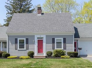 8 Keeling Rd, Wakefield, MA 01880