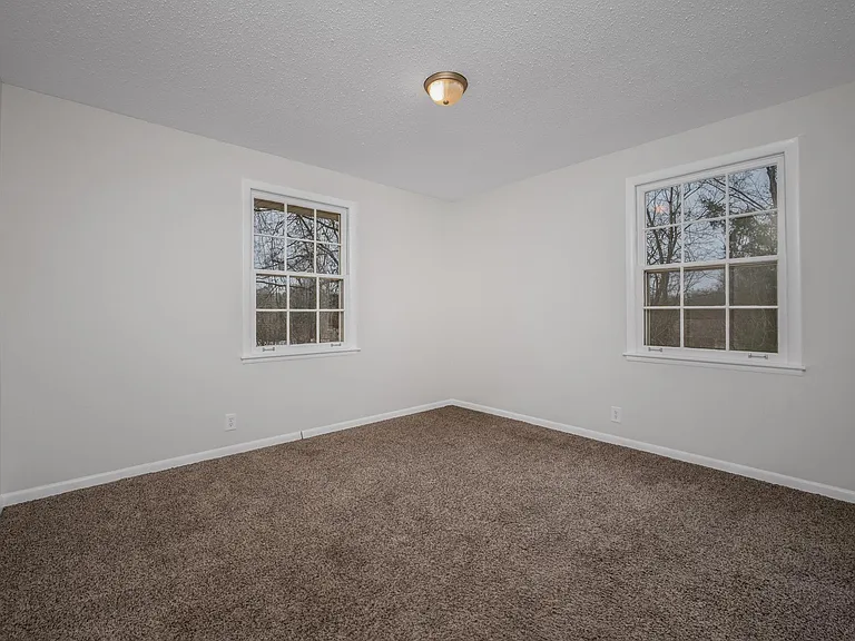 102 Jennings Dr #A — Photo 4